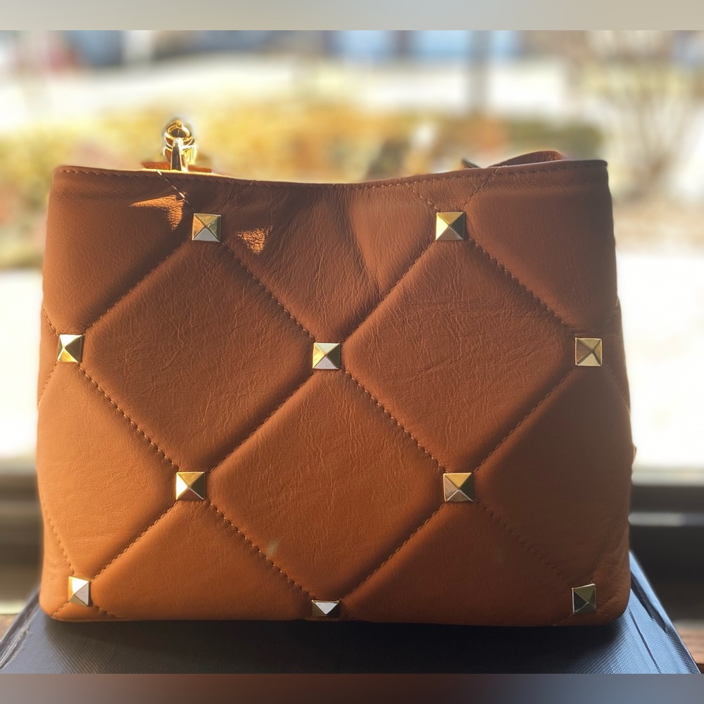 Italian Top Handle Bag - Picture 4 of 10